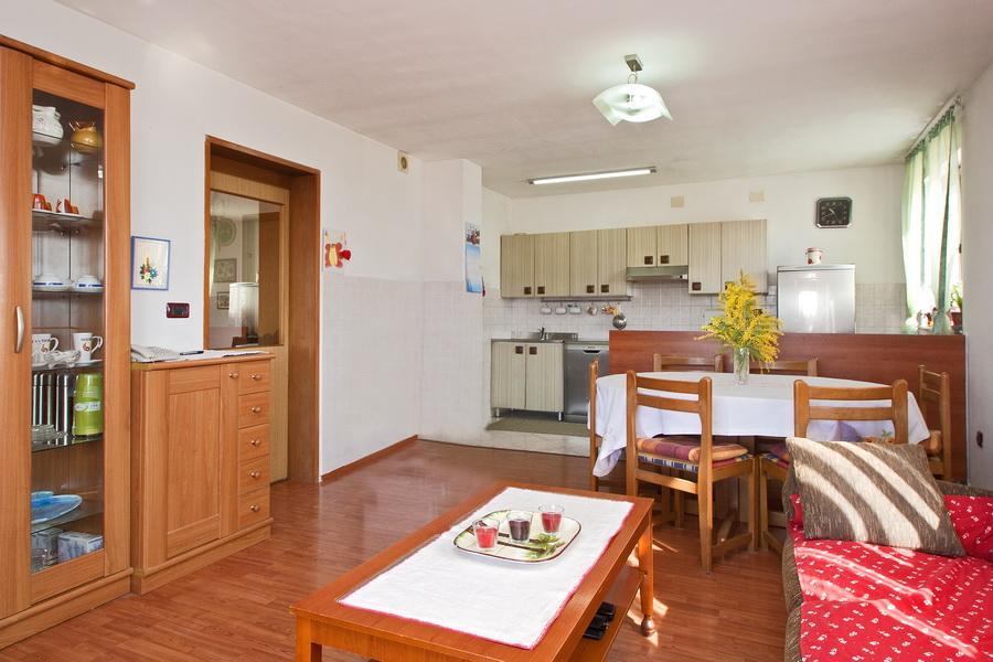 Holiday Home Ana พูลา ภายนอก รูปภาพ